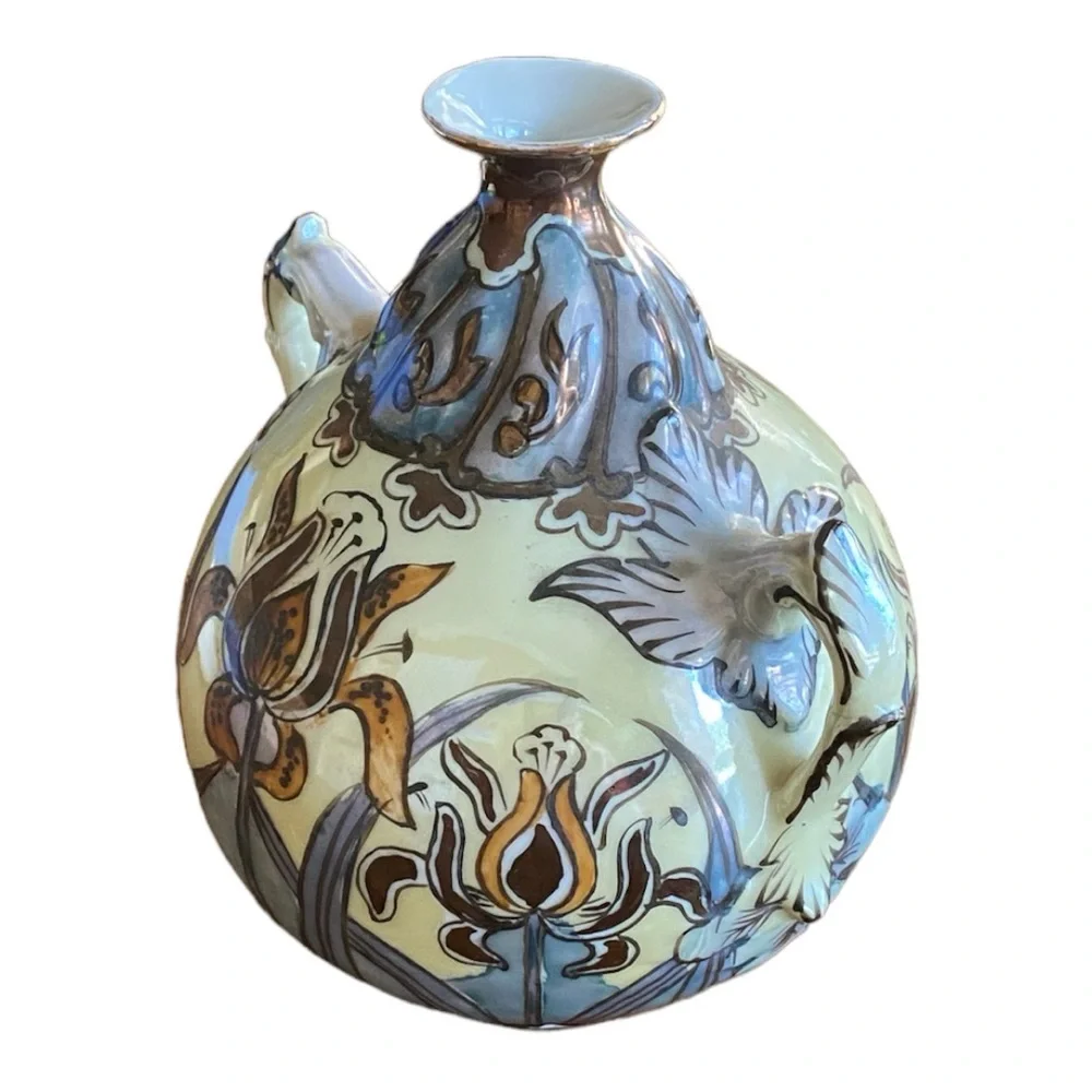Antique Art Nouveau Iris Vase Ernst Wahliss Amphora Zsolnay Style 6.5”